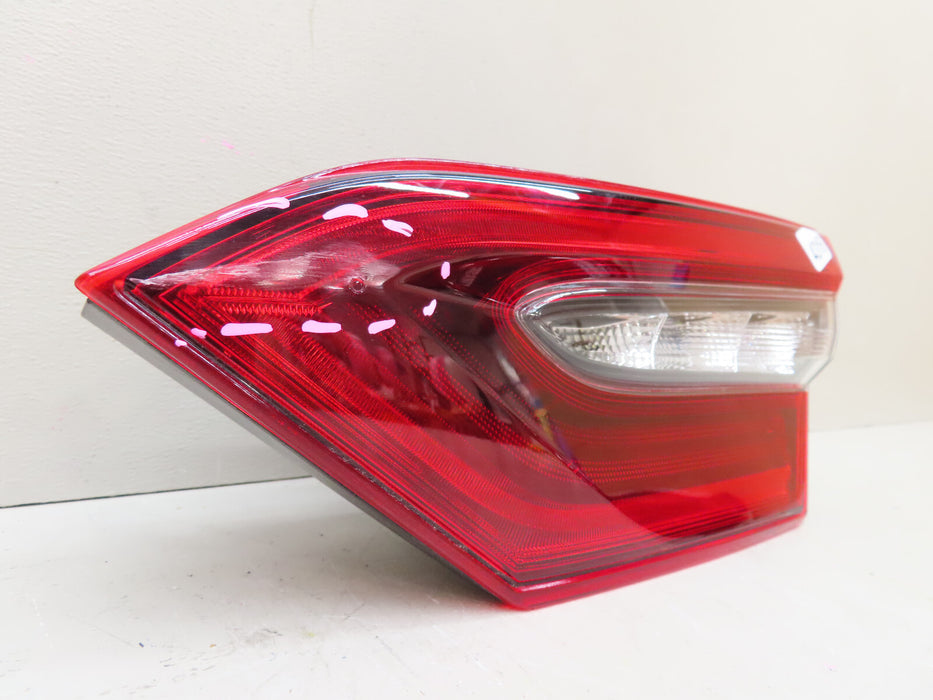 2021 2022 TOYOTA CAMRY PASSENGER RIGHT INNER TAIL LIGHT OEM