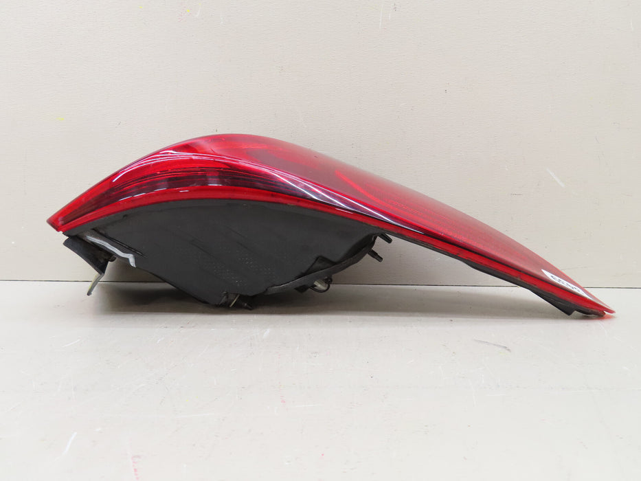2018 2019 HYUNDAI SONATA REAR LEFT DRIVER TAIL LIGHT OEM 92401-C2