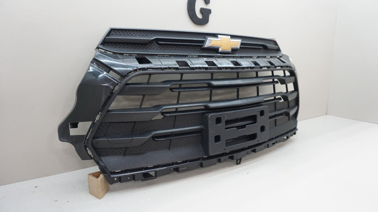 2021-2022 CHEVROLET TAHOE FRONT RADIATOR GRILLE GRILL OEM 42756111