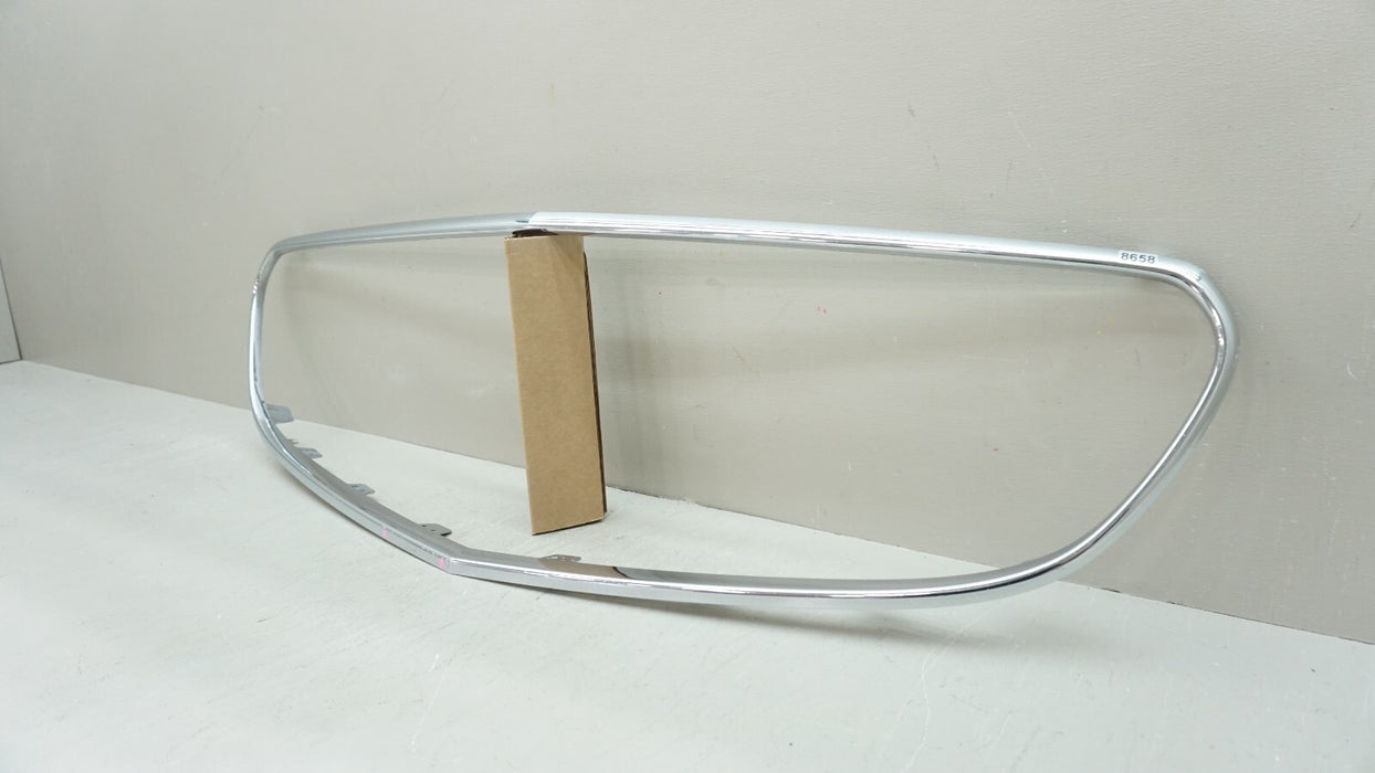 2014-2016 MERCEDES BENZ E CLASS W212 GRILLE SURROUND TRIM OEM A2128852574