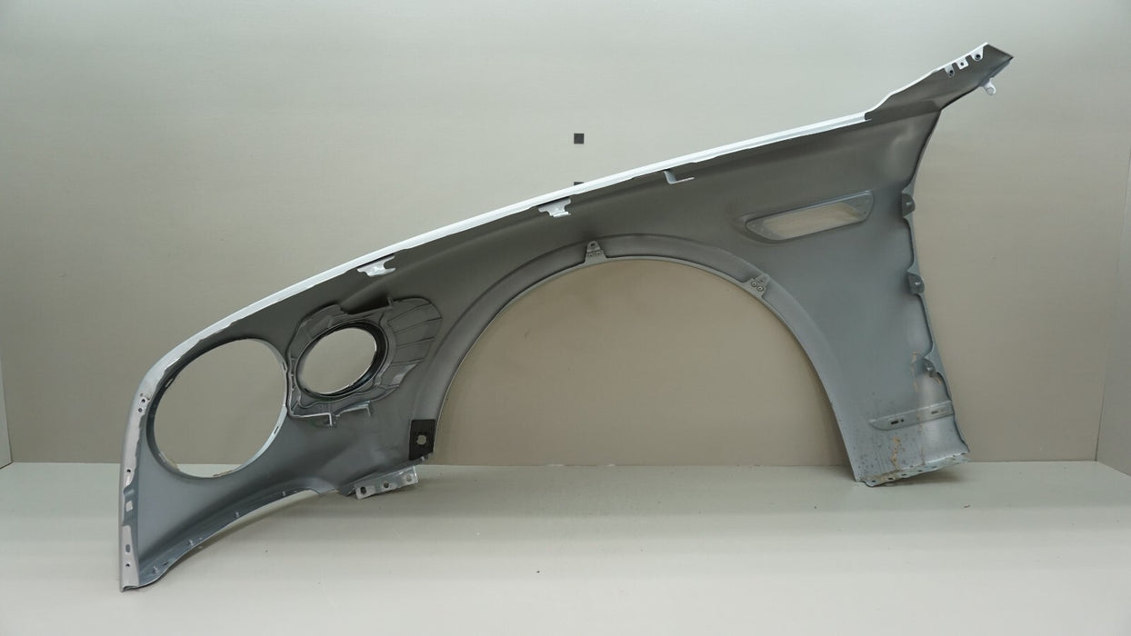 2020-2023 BENTLEY FLYING SPUR SEDAN RH FRONT RIGHT PASSENGER FENDER OEM