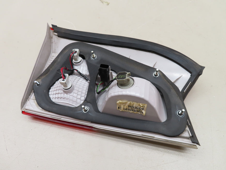 2010-2017 GMC Terrain RIGHT INNER TAILLIGHT LAMP OEM