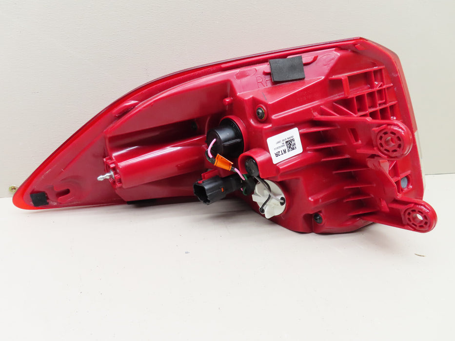 2016-2018 HYUNDAI TUCSON RIGHT REAR TAILLIGHT LAMP OEM