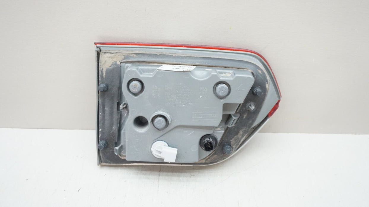2014-2021 JEEP GRAND CHEROKEE REAR RIGHT PASSENGER SIDE INNER TAIL LIGHT OEM