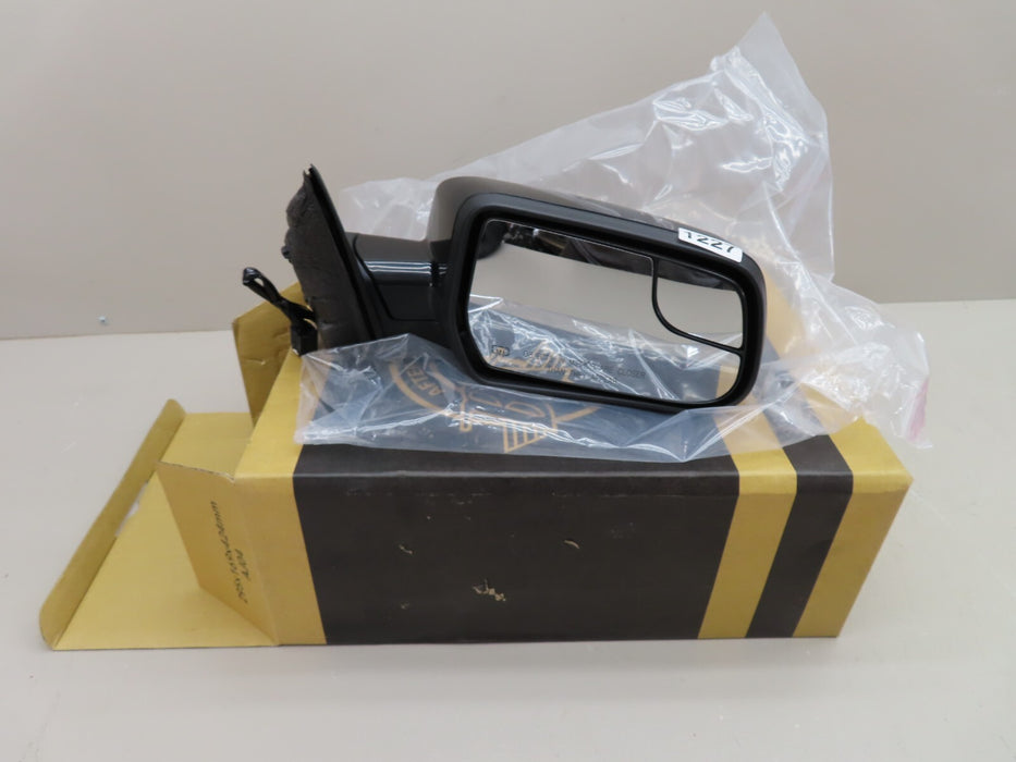 2012 - 2015 CHEVROLET EQUINOX RIGHT PASSENGER SIDE REAR VIEW MIRROR BROCK