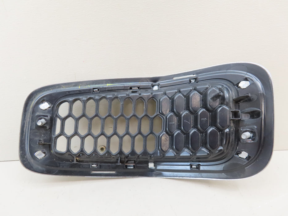 2014-2018 JEEP CHEROKEE FRONT RADIATOR GRILL GRILLE INSERT #7 OEM