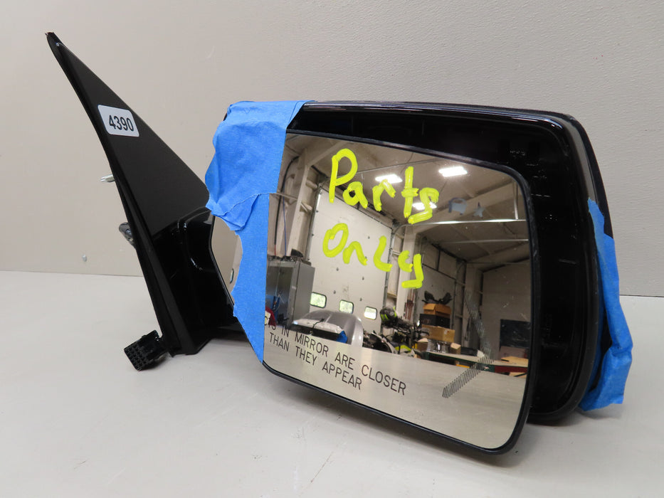 2015-2019 CHEVROLET SUBURBAN RIGHT PASSENGER SIDE MIRROR OEM 84664795
