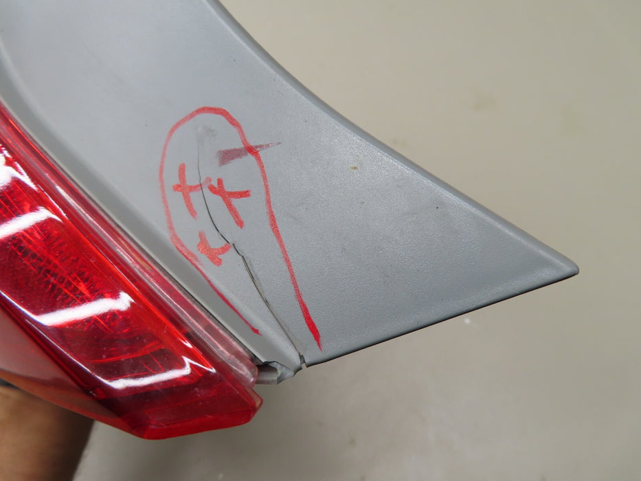 2012-2014 TOYOTA CAMRY REAR LEFT DRIVER SIDE OUTER TAIL LIGHT HALOGEN LAMP OEM