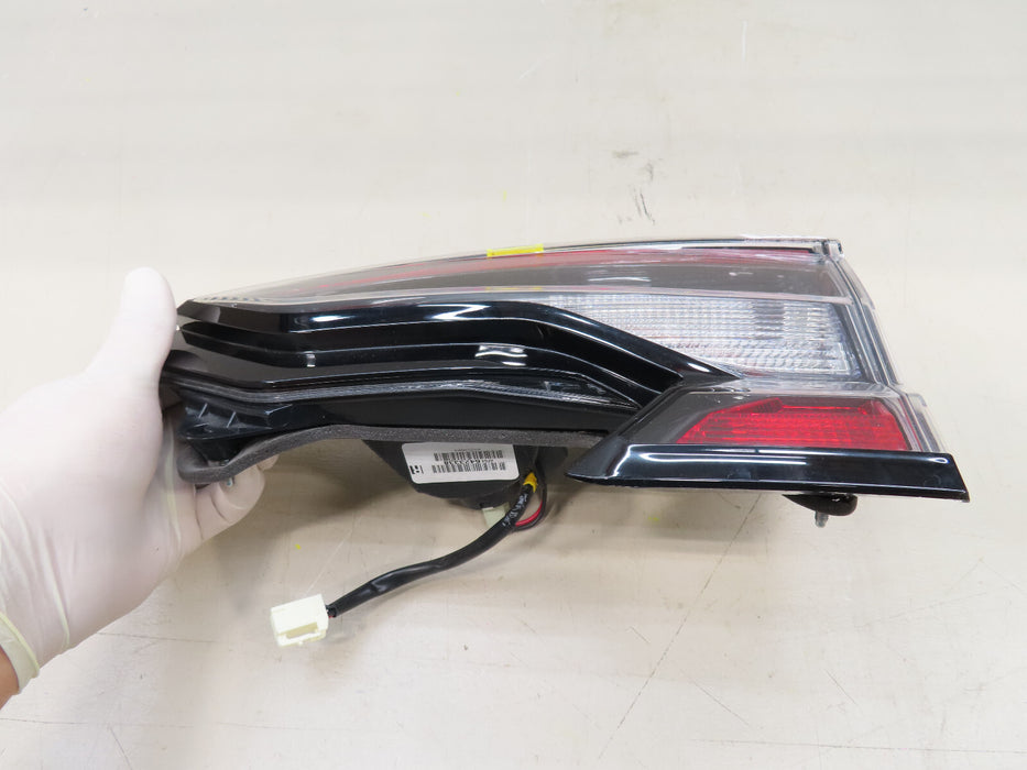 2020 2021 2022 SUBARU OUTBACK REAR RIGHT PASSENGER INNER TAIL LIGHT LAMP OEM