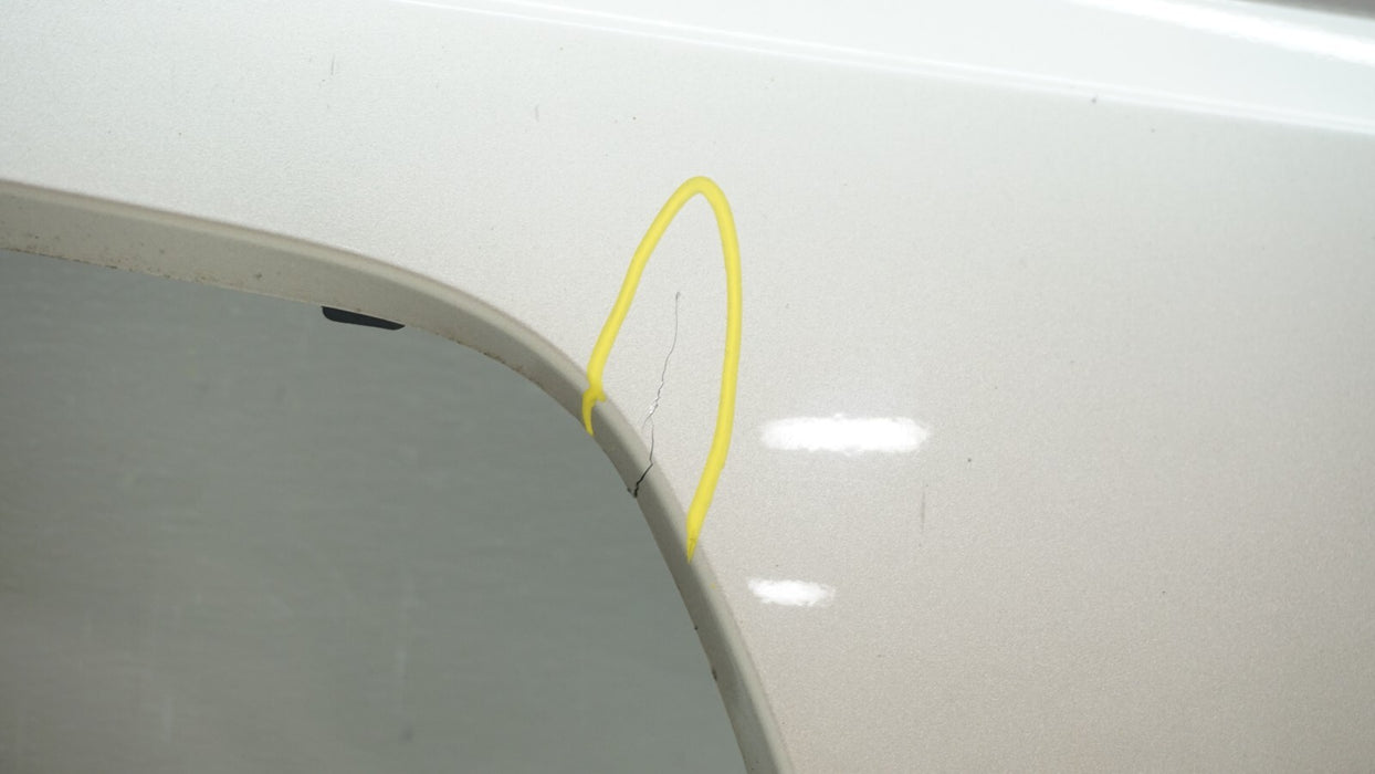 2014-2015 JEEP GRAND CHEROKEE REAR LICENSE PLAYE MOLDING TRIM OEM 1WD54TRMAC