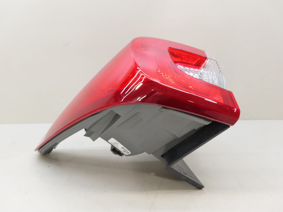2017-2019 HONDA CRV CR-V REAR LEFT DRIVER SIDE TAIL LIGHT OUTER OEM