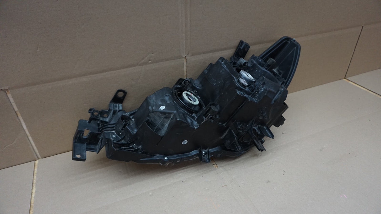 2014-2017 MZDA 6 FRONT RIGHT PASSENGERS SIDE HEADLIGHT OEM 14 15 16 17