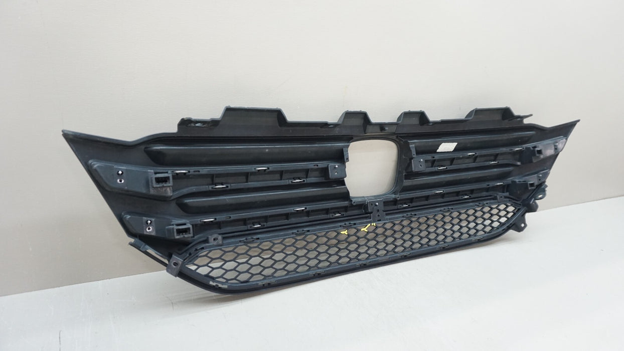 2016-2018 HONDA PILOT FRONT UPPER RADIATOR GRILLE 71121-TG7-A0 OEM