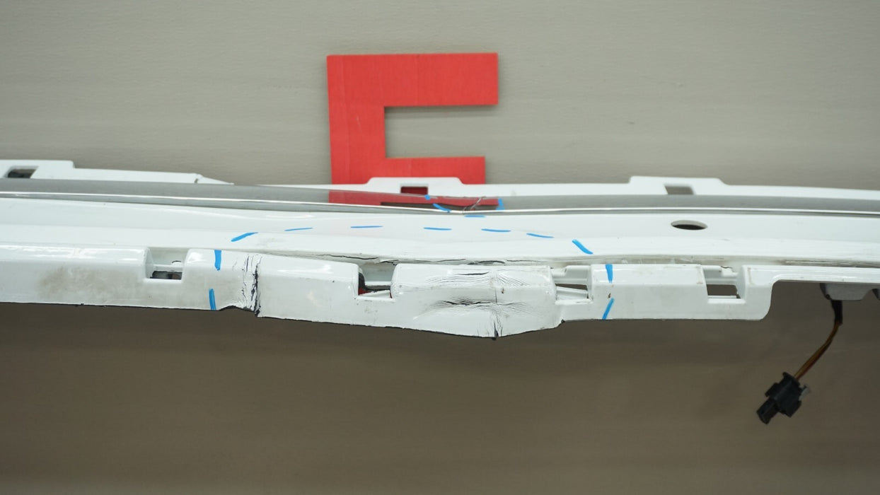 2018-2020 VOLKSWAGEN ATLAS REAR LOWER BUMPER VALANCE PANEL OEM 3CN807521D