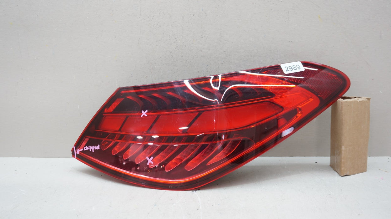 2022-2023 MERCEDES-BENZ C300 REAR RIGHT PASSENGER TAIL LIGHT LED OEM A2069063800