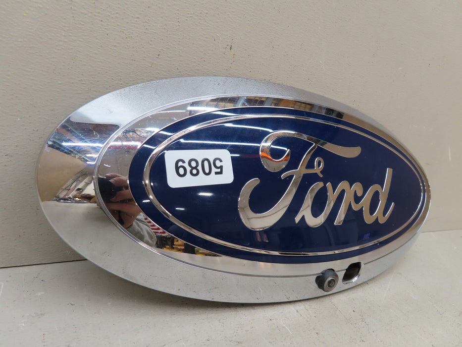 2017 2018 2019 FORD F250 F350 F450 F550 FRONT EMBLEM OEM HC3B-8B262-BJ
