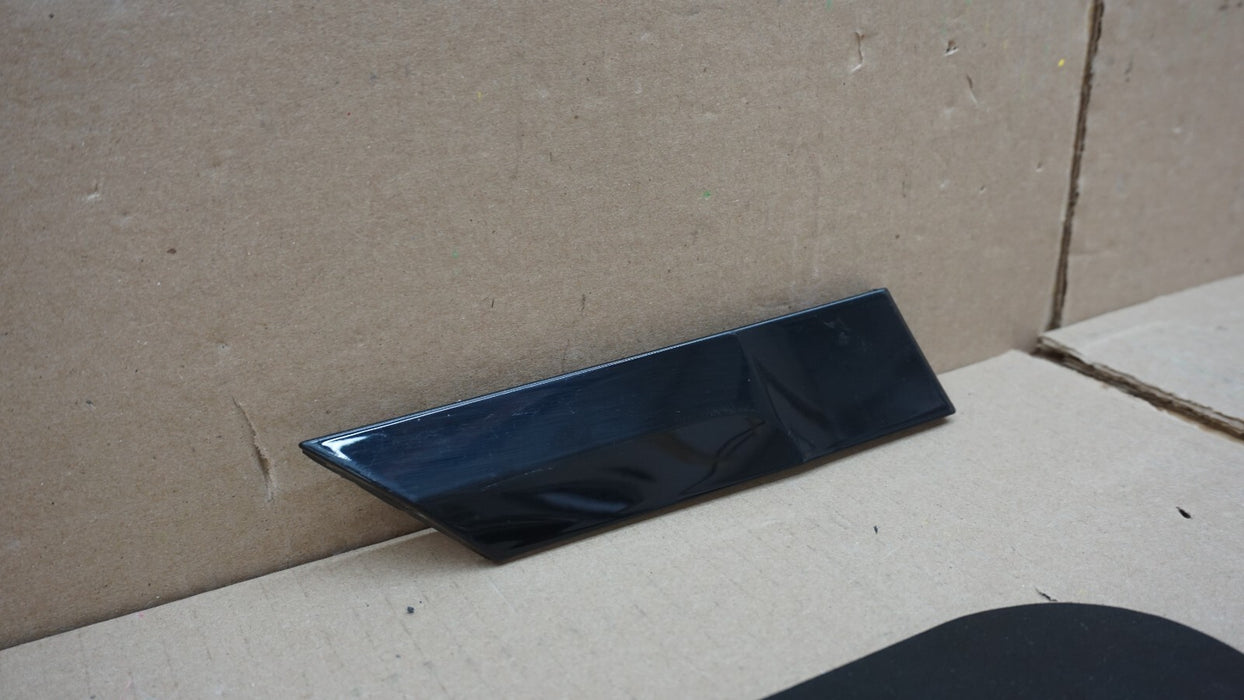 2020-2022 BENTLEY FLYING SPUR FRONT REAR RIGHT PANEL TRIM MOLDING OEM 20 21 22