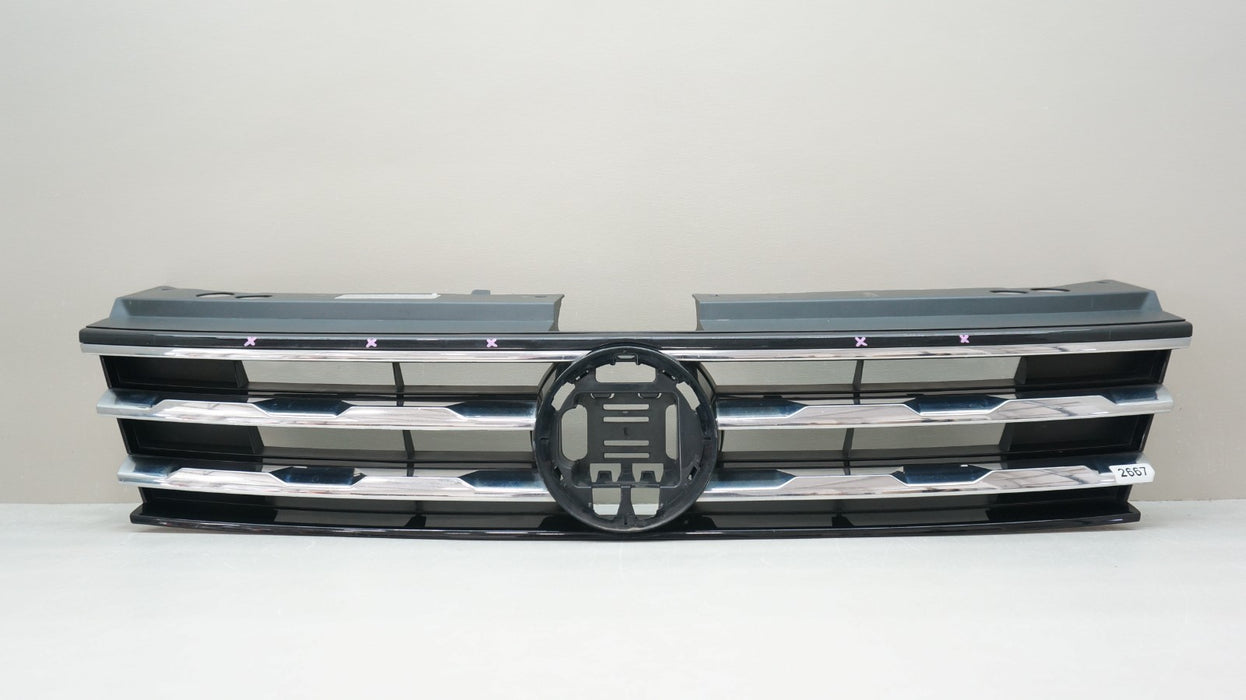 2018-2021 VOLKSWAGEN TIGUAN FRONT UPPER BUMPER GRILLE OEM 5NG853653