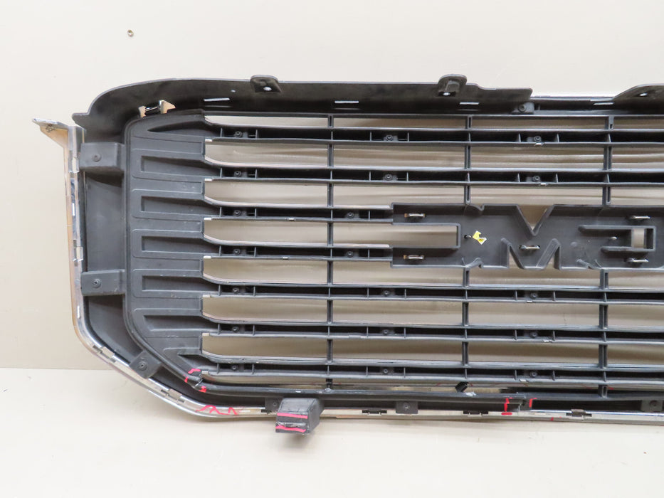 2015-2020 GMC YUKON FRONT RADIATOR GRILLE GRILL OEM 84336883
