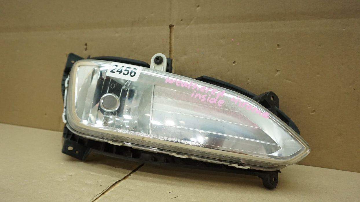 2013-2016 HYUNDAI SANTA FE SPORT FRONT RIGHT PASSENGER SIDE FOG LIGHT OEM