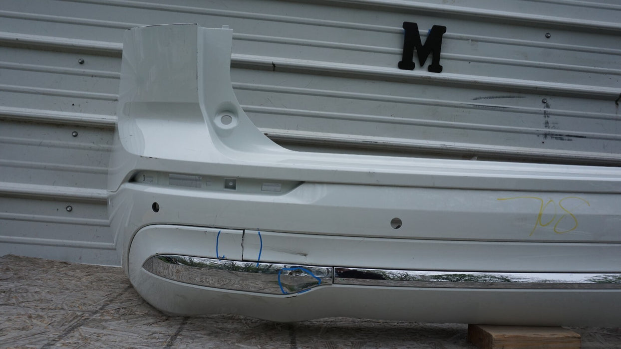 2018-2020 VOLVO XC60 T6 REAR BUMPER COVER OEM 18 19 20