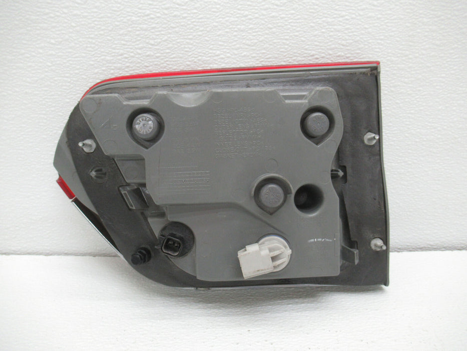 2014 2015 2016 2017 2018 JEEP GRAND CHEROKEE INNER LEFT TAILLIGHT LAMP OEM