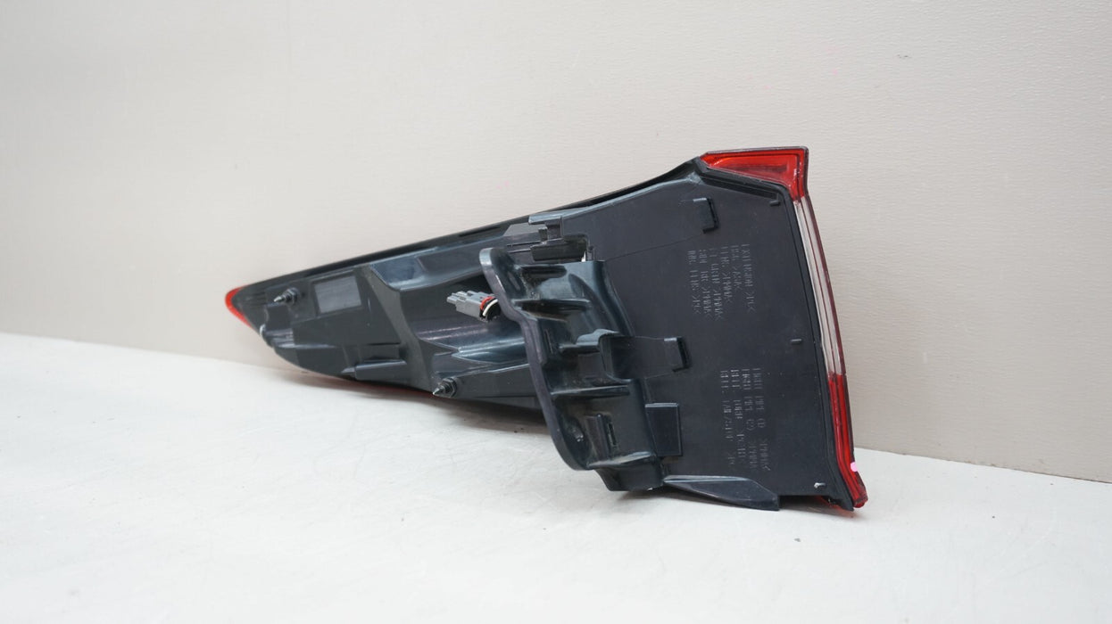 2019-2025 ACURA RDX REAR RIGHT PASSENGER SIDE TAIL LIGHT OEM