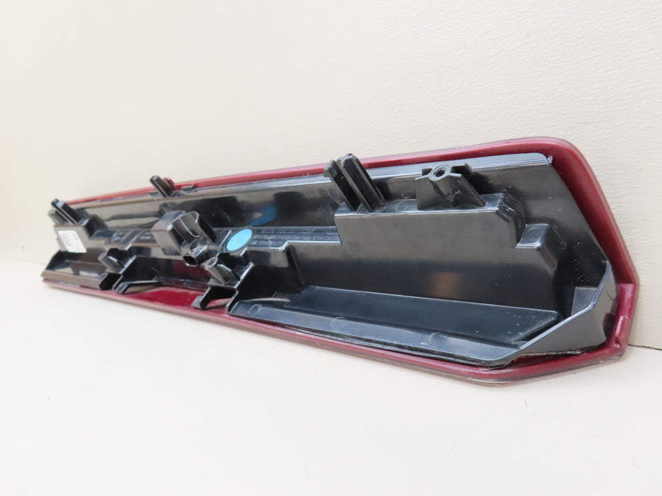 2019-2023 CHEVROLET SILVERADO 3RD BRAKE LIGHT W/O CAMERA OEM 84419006