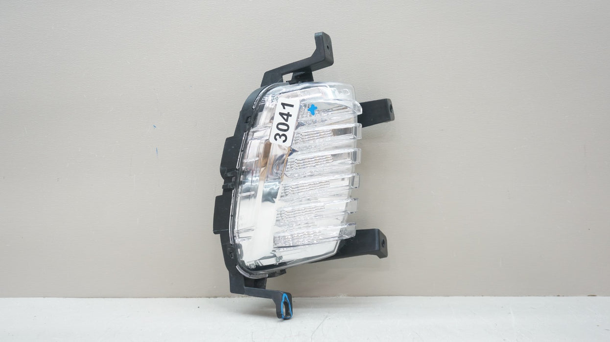 2017-2019 HYUNDAI SONATA FRONT RIGHT PASSENGER SIDE FOG LIGHT OEM