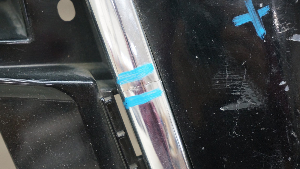 2013-2017 AUDI Q5 S LINE FRONT BUMPER RADIATOR GRILLE 8R0853651 OEM