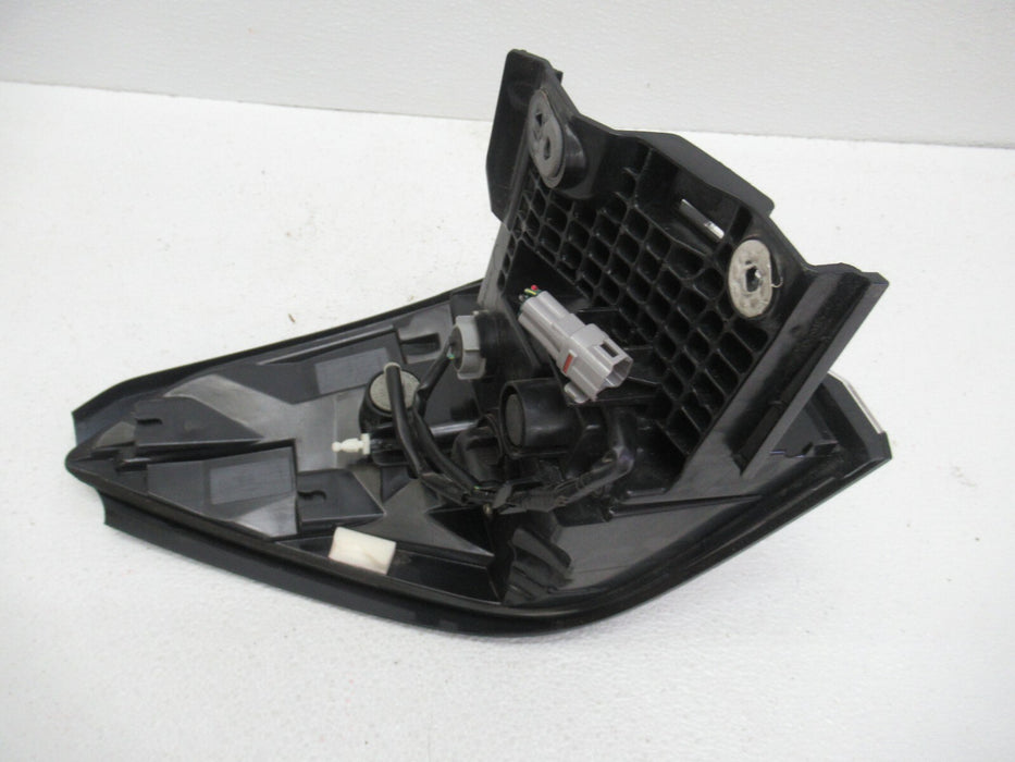 2020-2021 SUBARU OUTBACK RIGHT PASSENGER SIDE OUTER TAIL LIGHT BRAKE LAMP OEM