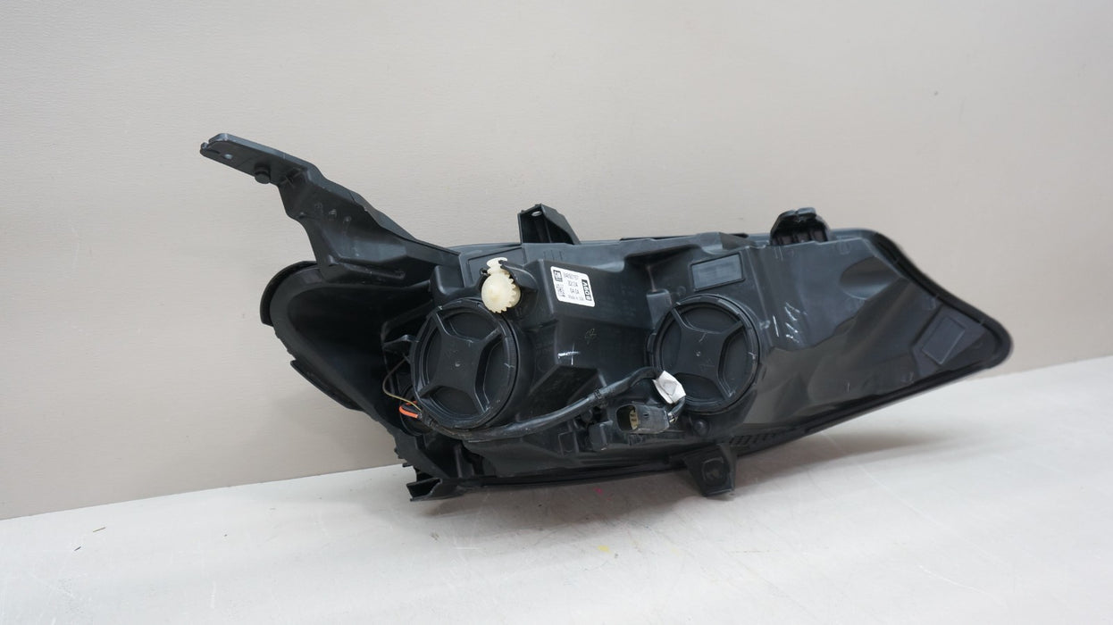 2019-2024 CHEVROLET MALIBU FRONT LEFT DRIVER SIDE HALOGEN HEADLIGHT OEM 84680167