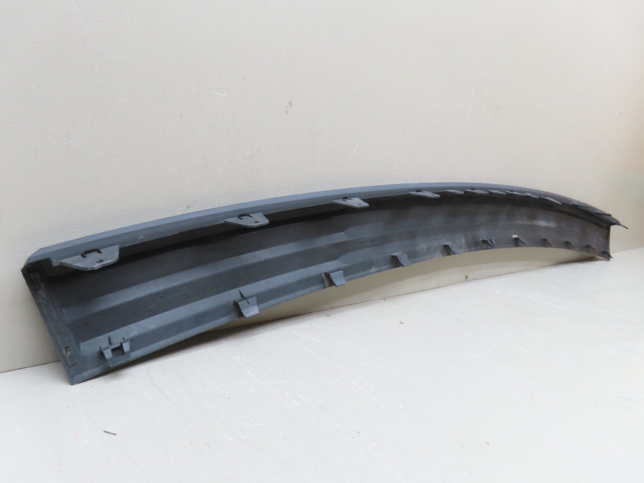 2015-2020 CHEVROLET TAHOE GMC YUKON REAR BUMPER STEP PLATE COVER OEM 29936468
