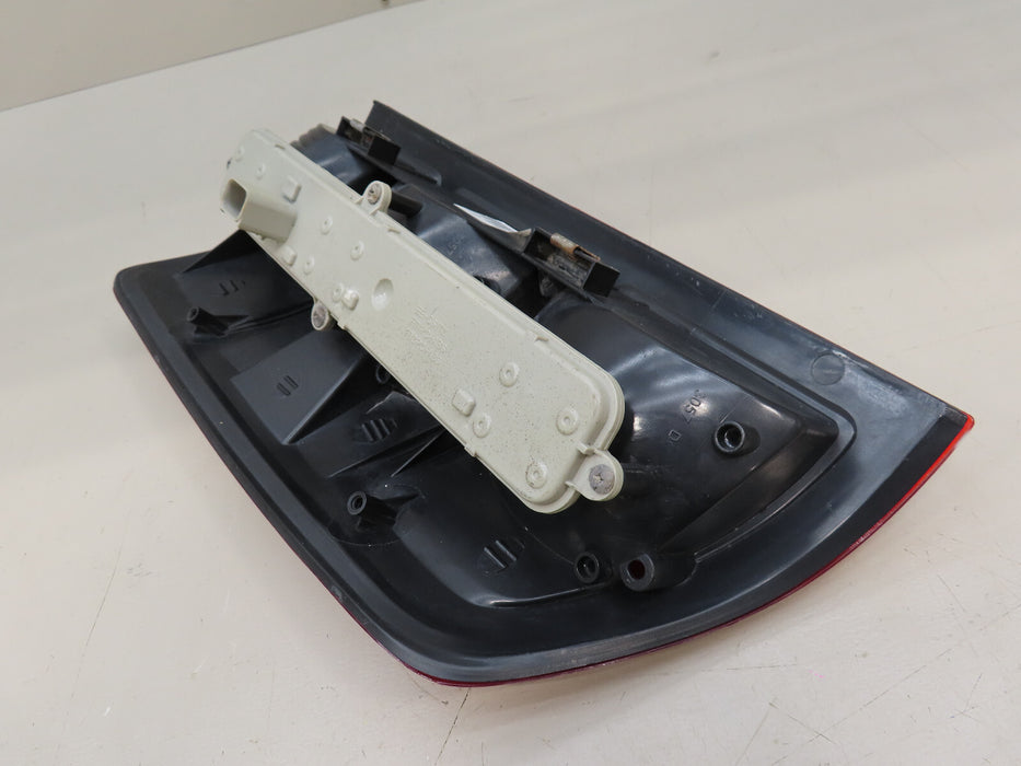 2002-2006 DODGE RAM 1500 LEFT DRIVER SIDE TAIL LIGHT  AFTERMARKET