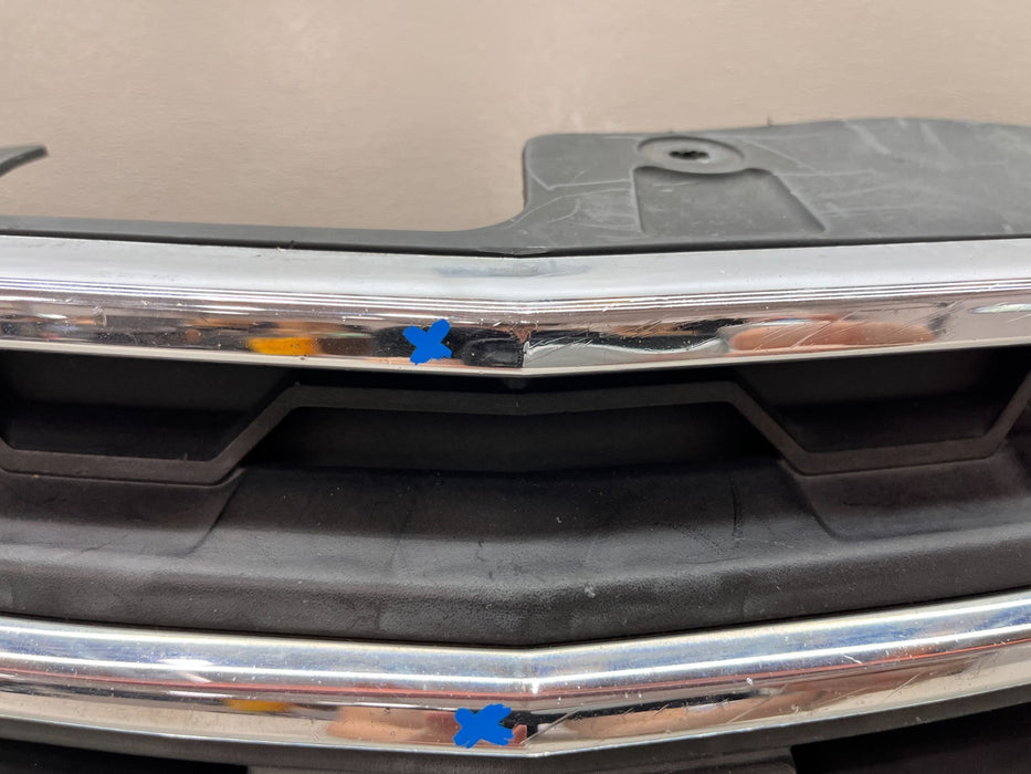 2013-2017 CHEVROLET TRAVERSE FRONT UPPER GRILLE 20988633 OEM