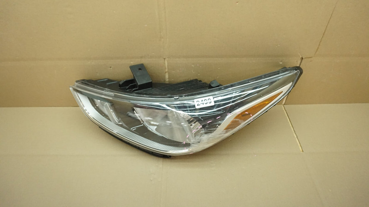 2018-2020 HYUNDAI ACCENT FRONT LEFT DRIVER SIDE HEADLIGHT HALOGEN OEM 18 19 20