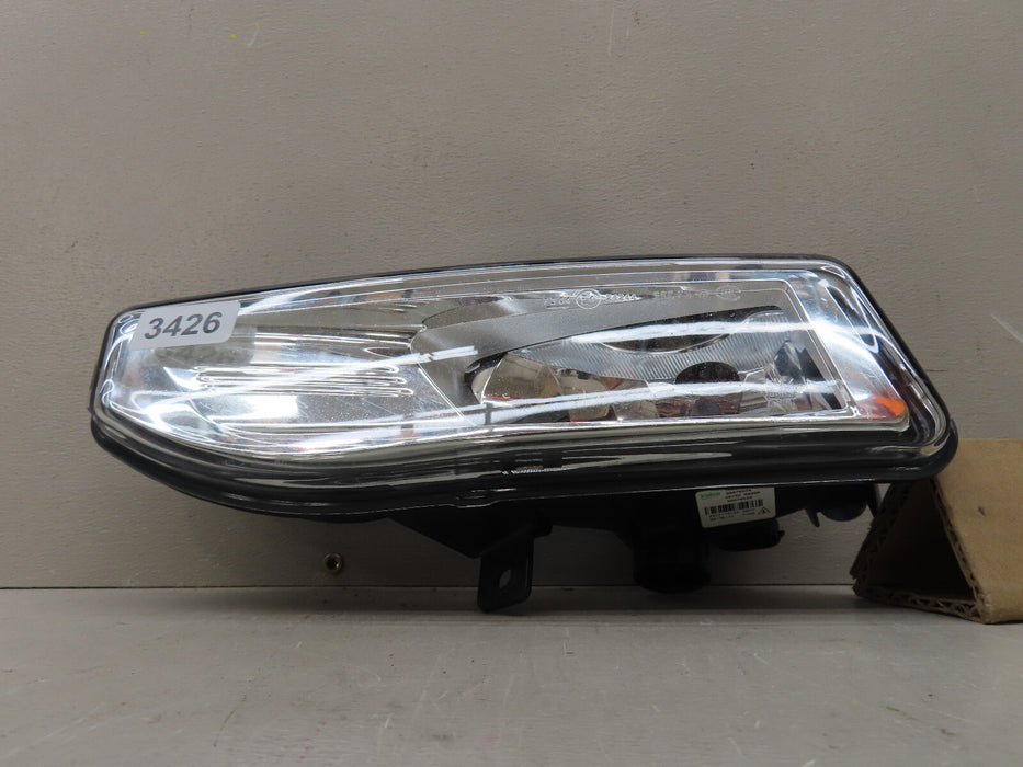 2016-2019 NISSAN ROGUE FRONT LEFT DRIVER FOG LIGHT AFTERMARKET 90078634