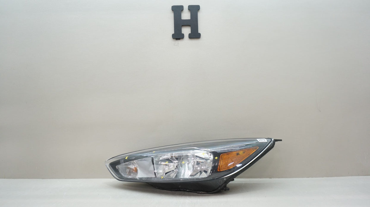 2015-2018 FORD FOCUS FRONT LEFT DRIVER SIDE HALOGEN HEADLIGHT OEM F1EB-13W030