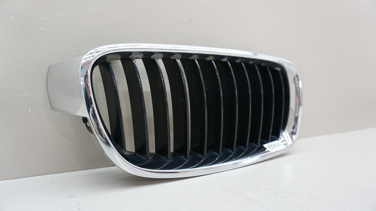2012-2018 BMW 3 SERIES FRONT RIGHT PASSENGER SIDE GRILLE 51137255412 OEM