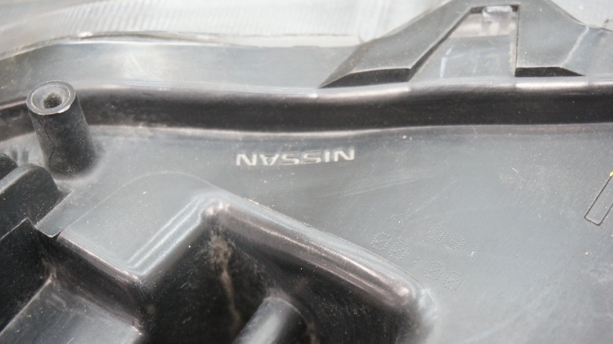 2017-2020 NISSAN ROGUE FRONT LEFT DRIVER SIDE LED HEADLIGHT OEM