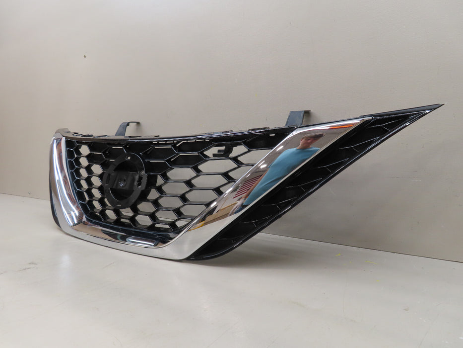 2016 2017 2018 Nissan Sentra Front Upper Grille GRILL OEM 62310-3YU0A