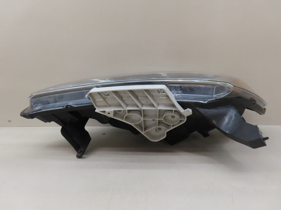 2013-2016 NISSAN PATHFINDER FRINT LEFT DRIVER SIDE HEADLIGHT OEM 9302