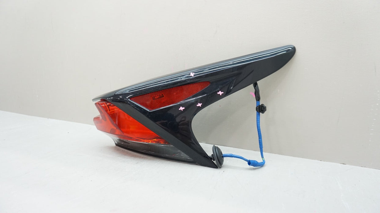 2015-2017 LEXUS NX200T NX300 NX300H REAR RIGHT PASSENGER SIDE TAIL LIGHT OEM