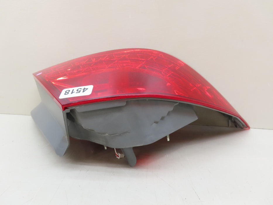 2006 2007 HONDA ACCORD REAR LEFT DRIVER SIDE TAIL LIGHT OEM