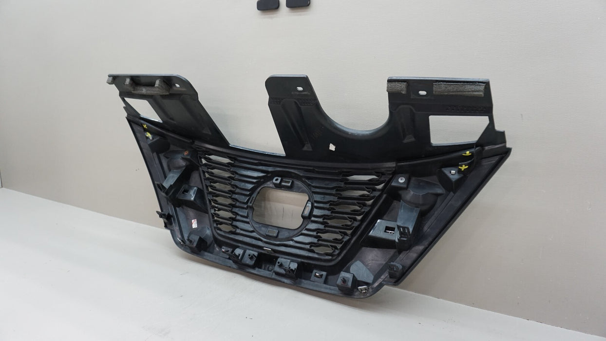 2017-2019 NISSAN ROGUE FRONT BUMPER UPPER CENTER GRILLE OEM