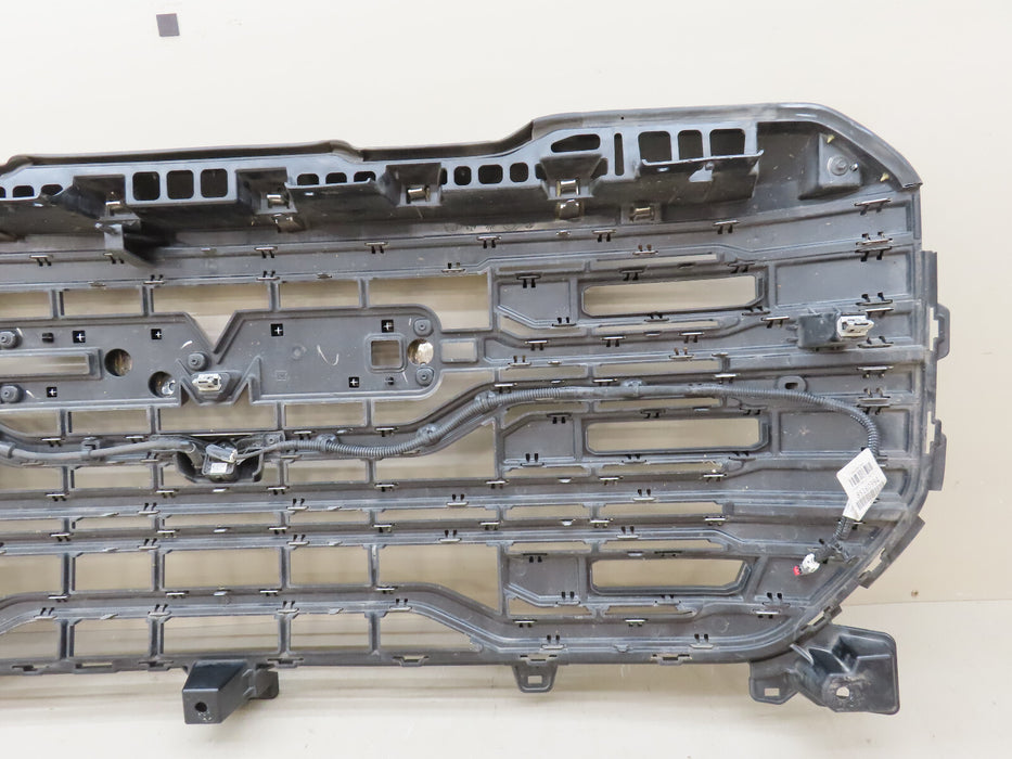 2022-2023 GMC SIERRA 1500 AT4 FRONT BUMPER GRILLE GRILL W/CAMERA OEM 84878063