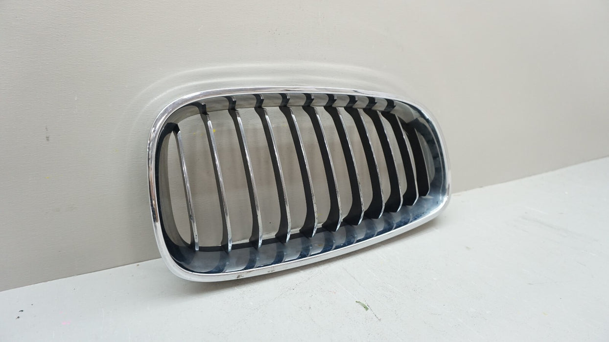 2014-2016 BMW 328I GT FRONT UPPER RH RIGHT RADIATOR GRILLE GRILL OEM 7294804