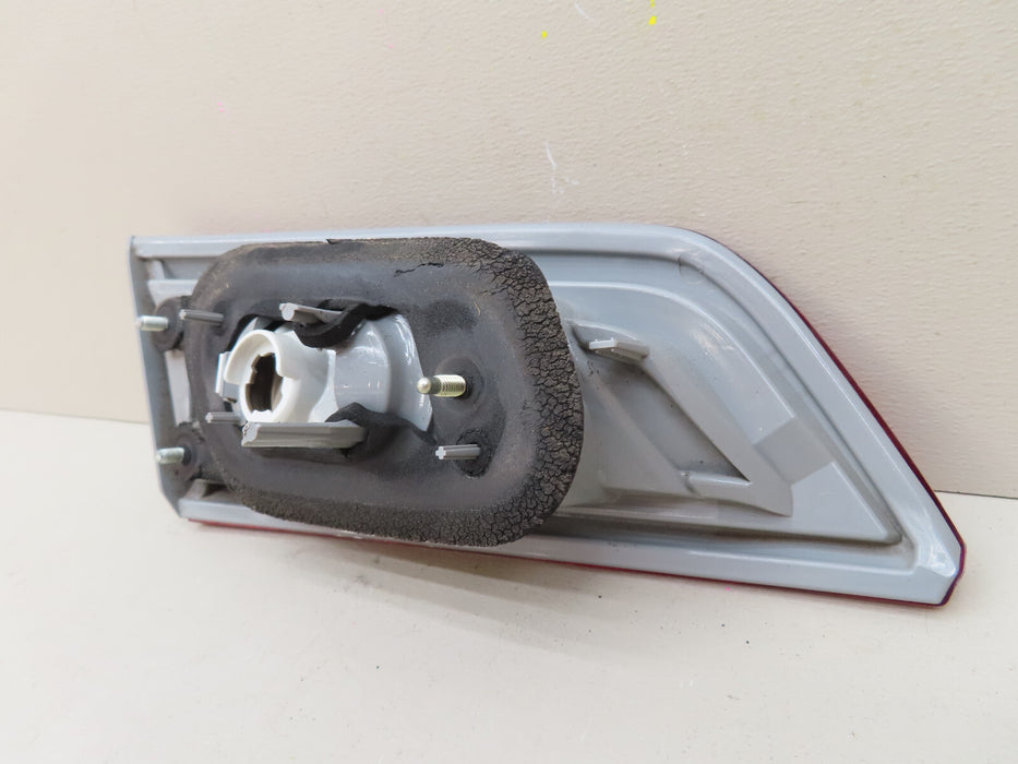 2012-2014 TOYOTA CAMRY REAR RIGHT PASSENGER REVERSE TAIL LIGHT OEM