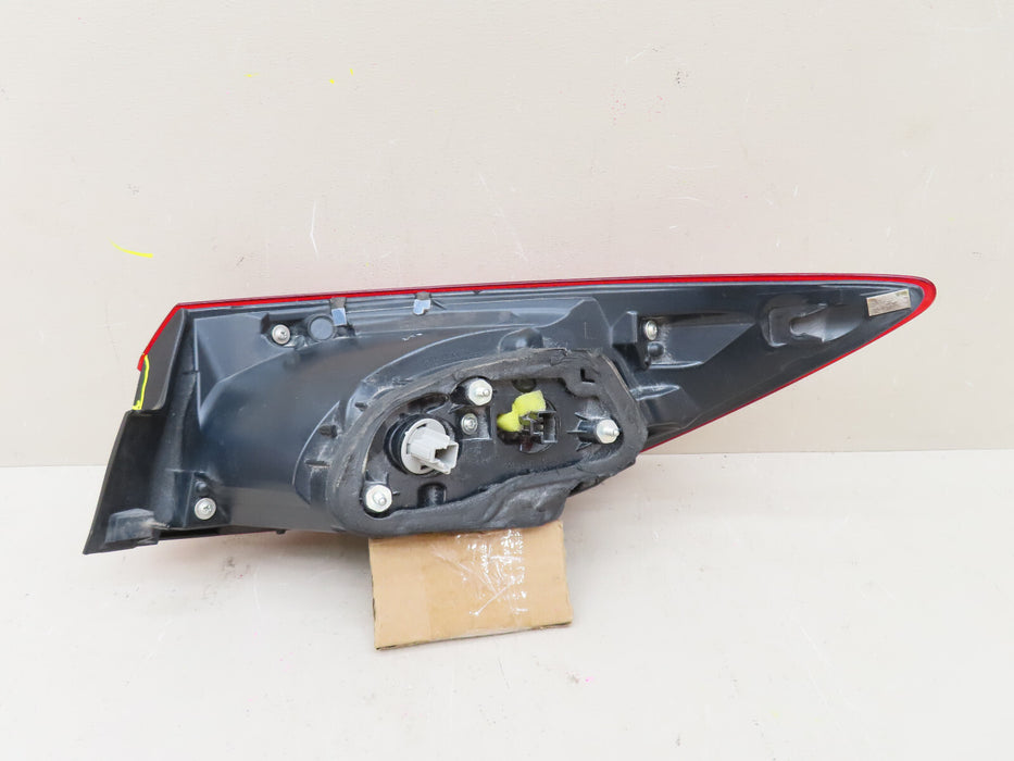 2014-2018 MAZDA 3 HATCHBACK REAR LEFT DRIVER SIDE TAIL LIGHT LAMP OEM 220-41983