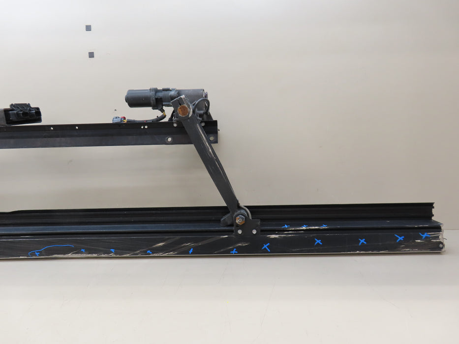 2022-2023 CHEVROLET-GMC SILVERADO/SIERRA 1500 RETRACTING RUNNING BOARD OEM